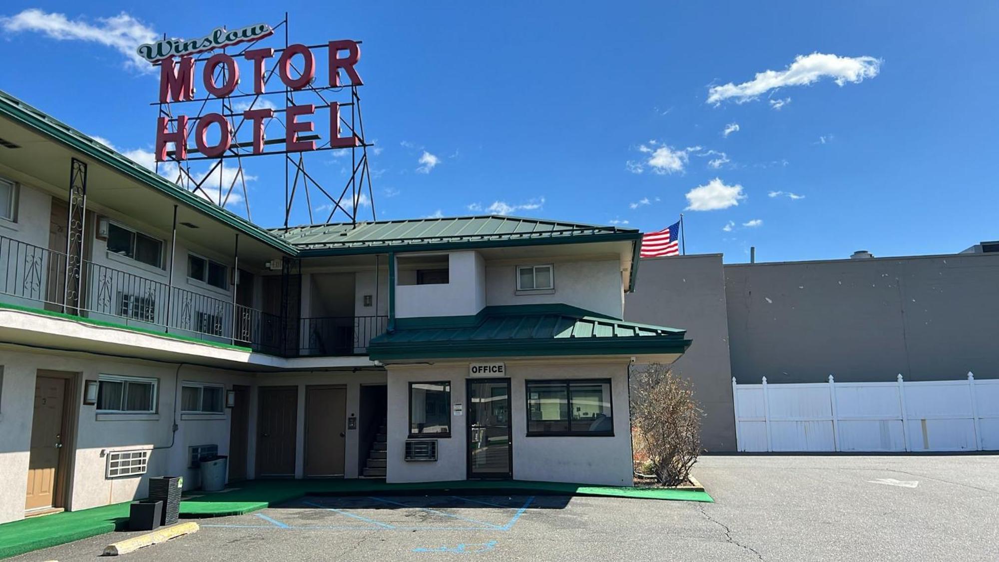 Winslow Motel Линдхерст Экстерьер фото